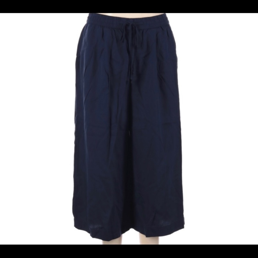 GAP HIGH RISE WAIST BLUE CAPRI SMALL